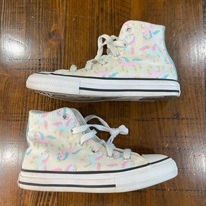 Converse Chuck Taylor All Star Hi 669816F White Unicorn Shoes Size 13 Youth.